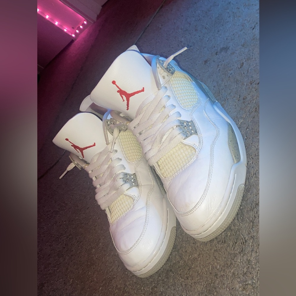 Jordan 4 White Oreo 2021 SHOOT OFFERS‼️ Need the money ASAP‼️ (read desc)